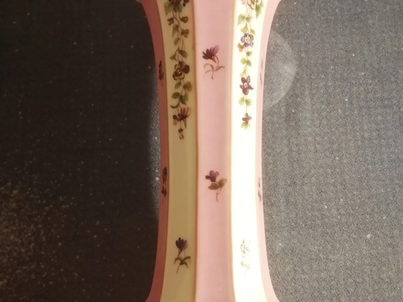 Billede 1 - Smuk Dahl Jensen Vase - Den Kgl Porcelænsfabrik 