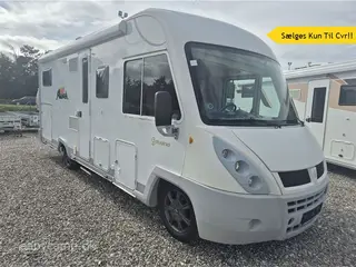 2007 - Bavaria Markise. cykelstativ. solcelle. Batteri. inverter. A/C. Ovn. anhængertræk. Synet 03/08-2026 stort service og tandrem sommeren 2025. gastestet i 2026. sælges Kun Til CVR!!