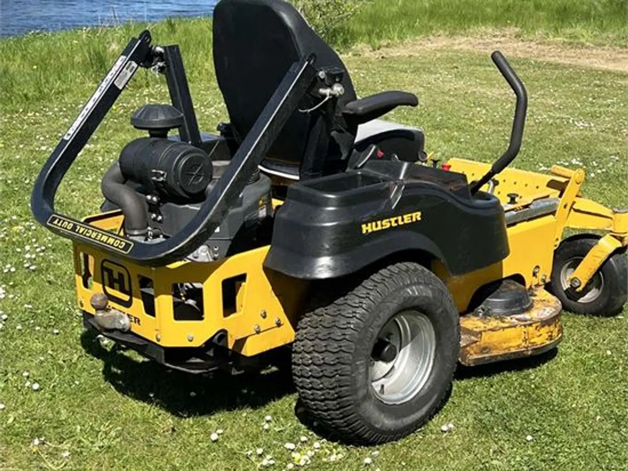 Billede 6 - Hustler Fastrak SDX 48 " klippebord / Cuttingtable - Low hours - Video