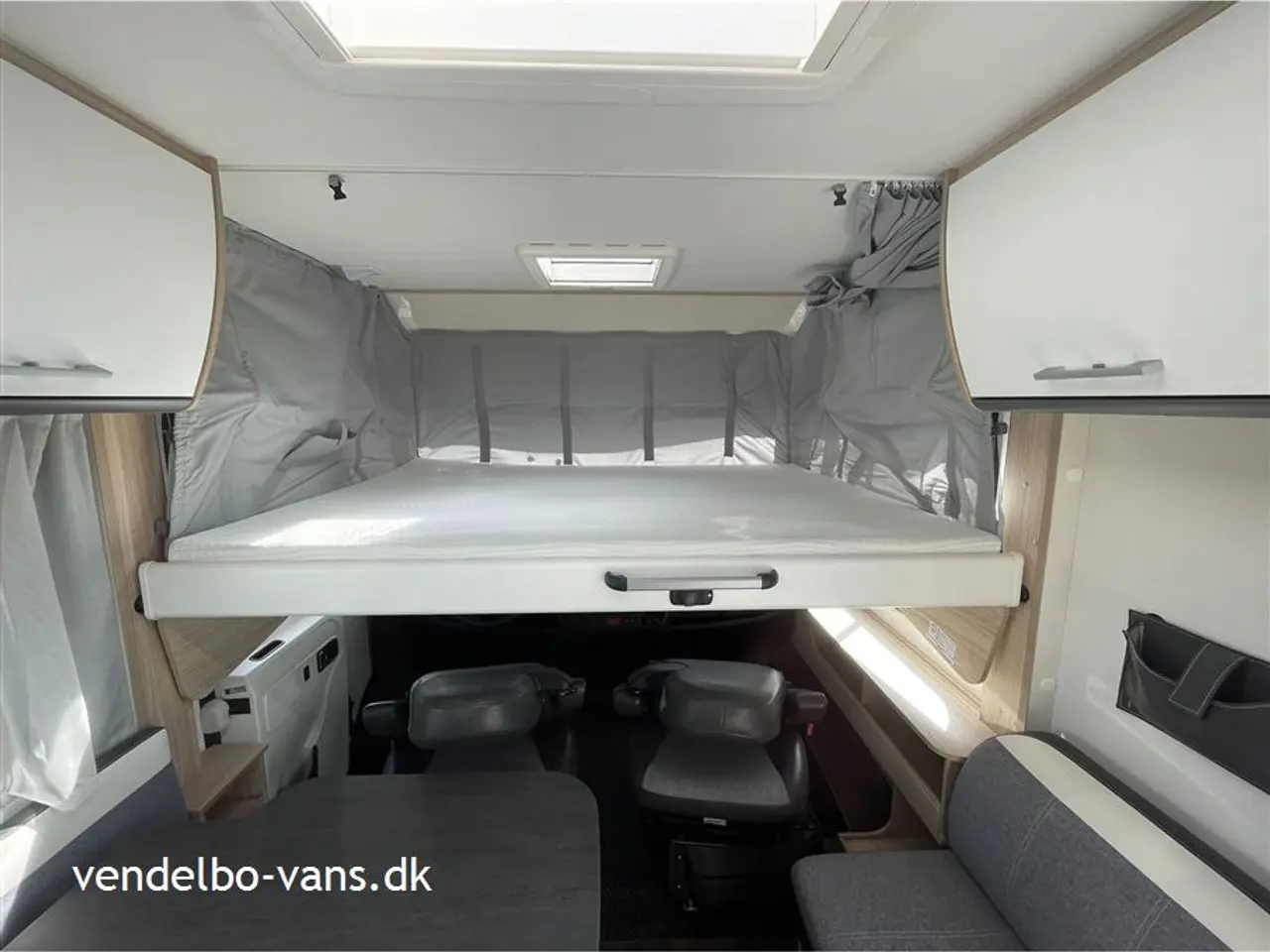 Billede 12 - 2020 - SunLight I 68 Active Aut. Enkeltsenge og stor garage