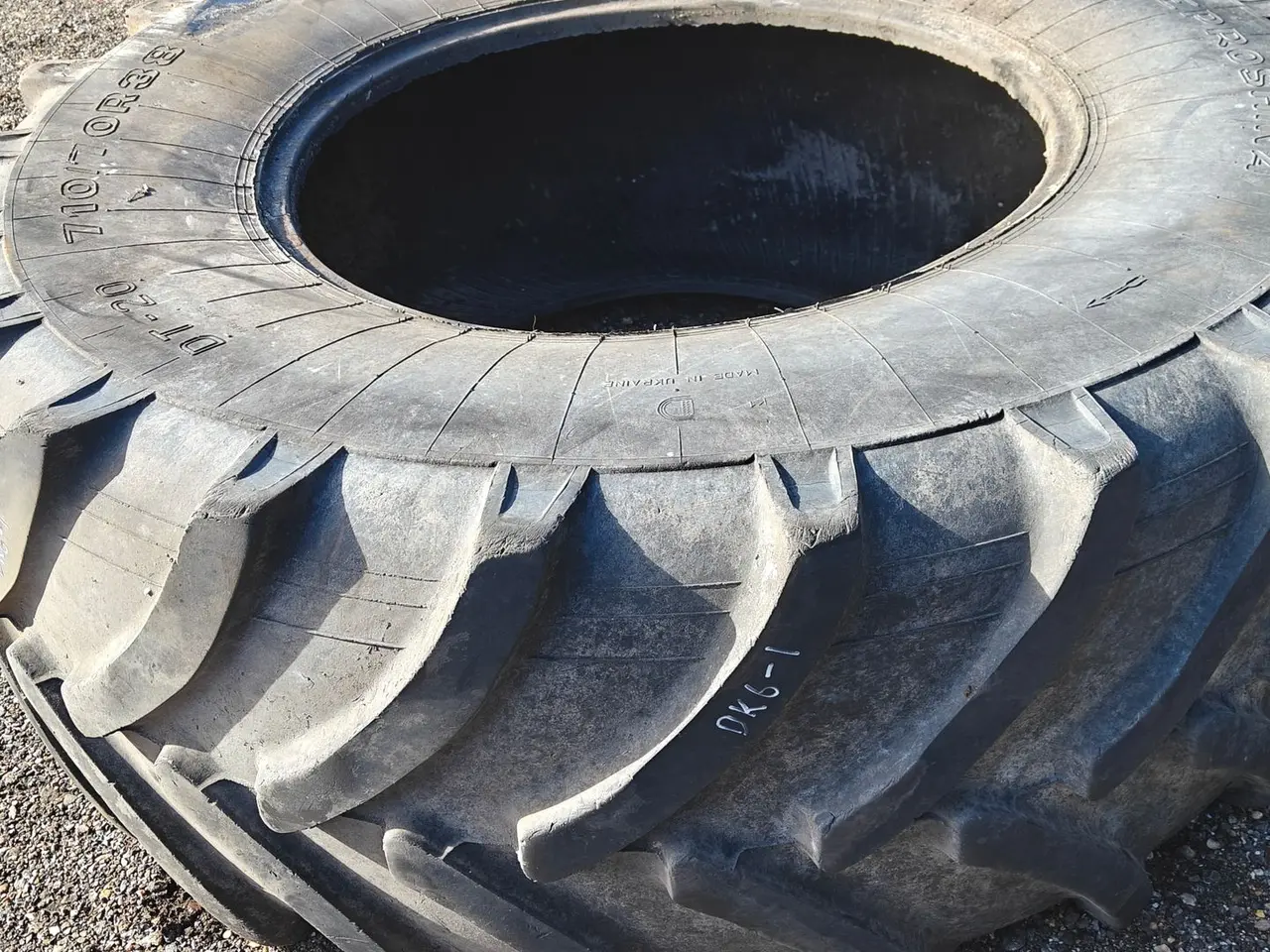 Billede 1 - Dneproshina 710/70 R38 XXX