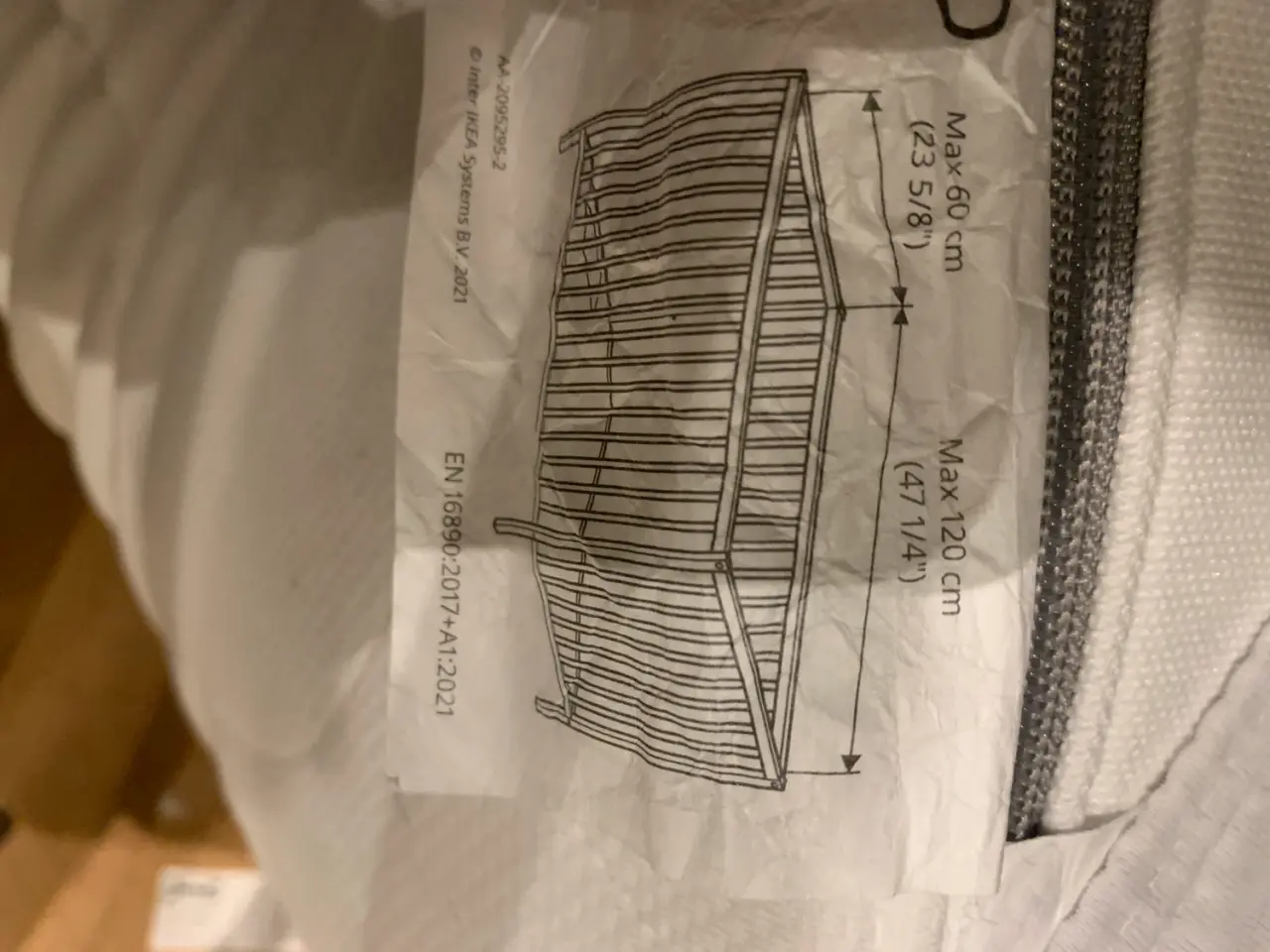 Billede 2 - Ikea tremmeseng, madras medfølger