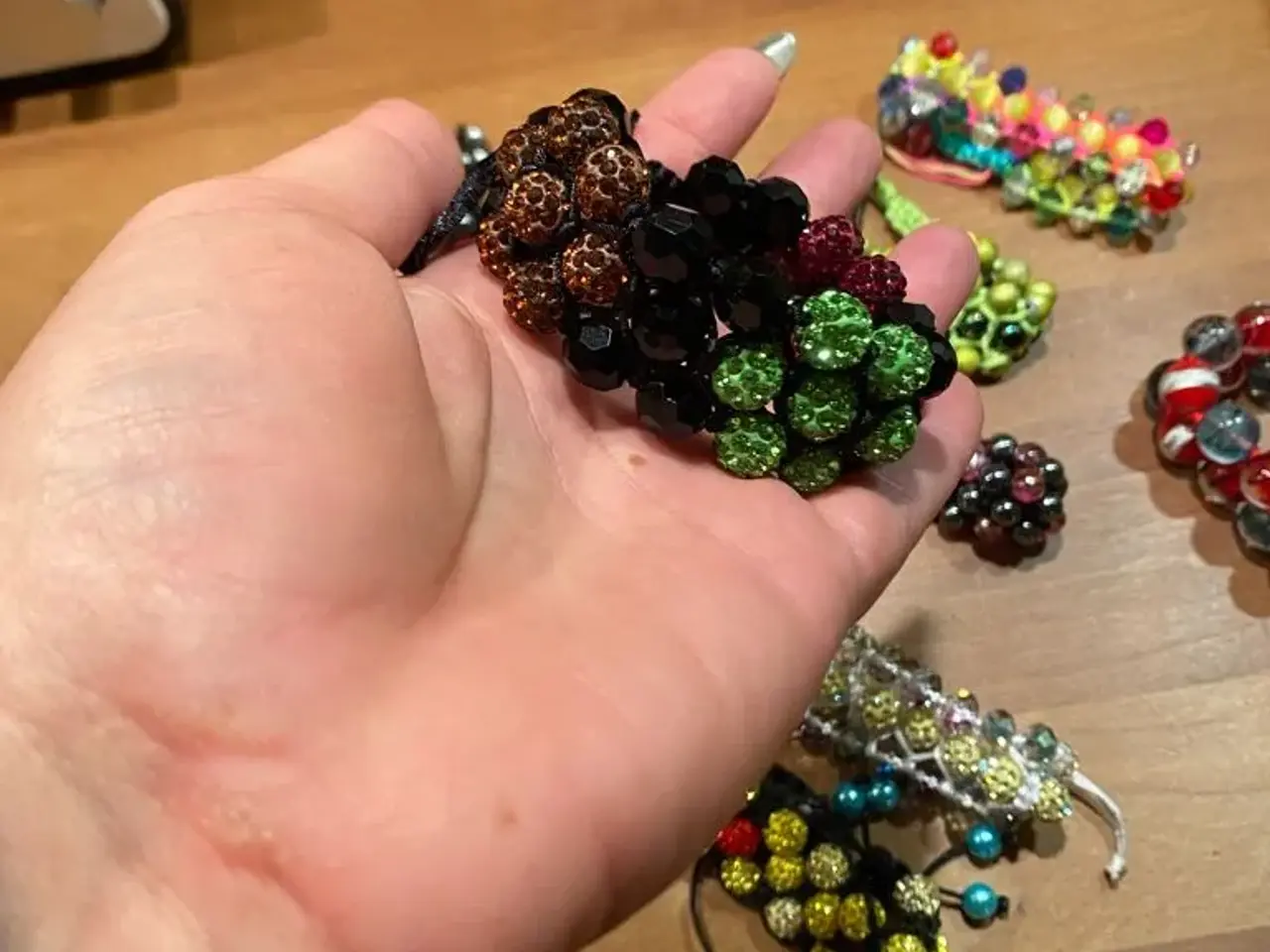 Billede 3 - Nye knyttede armbånd