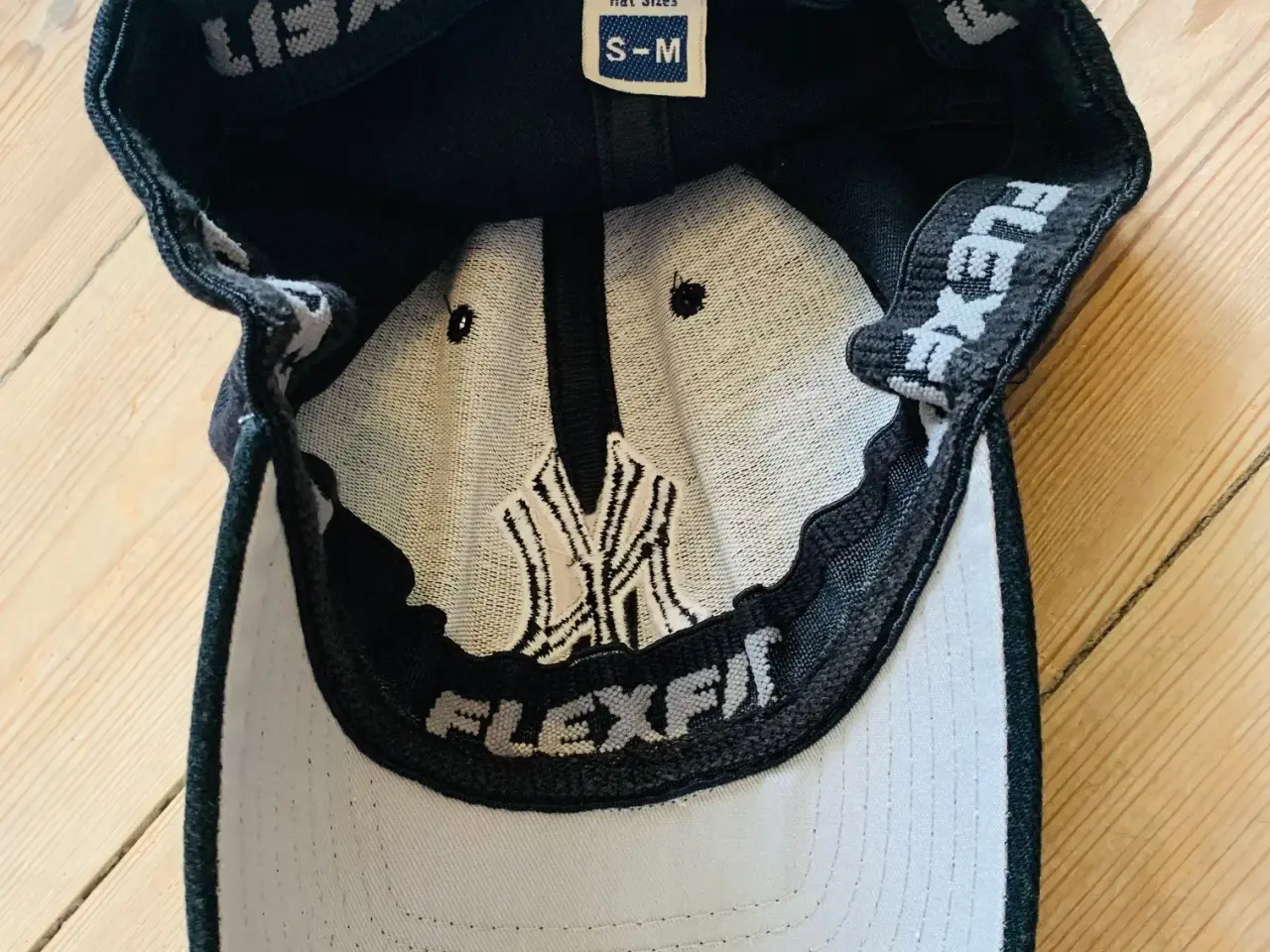 Billede 2 - Sort New York Yankees cap - str. S-M