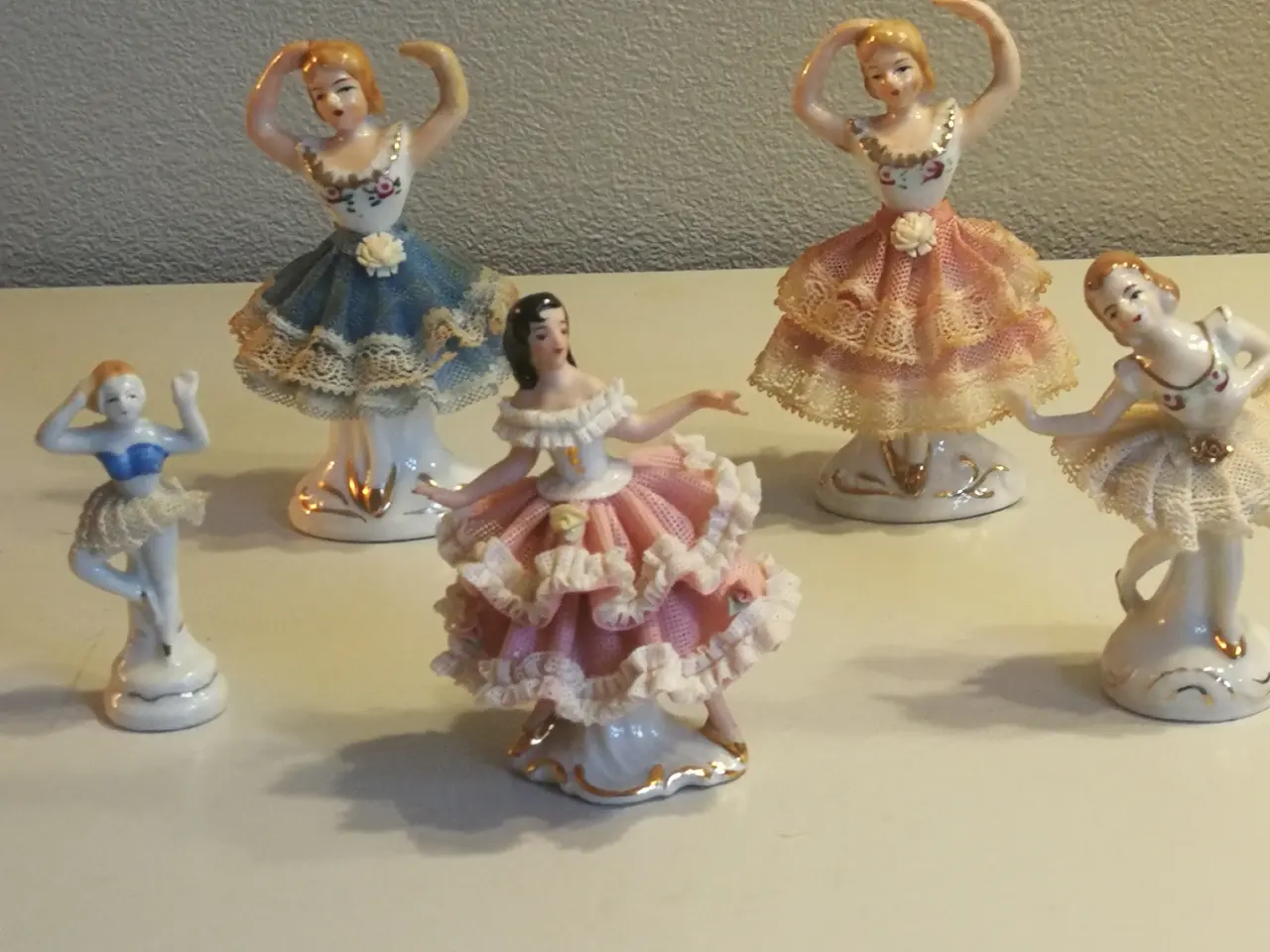 Billede 1 - Gamle porcelæns ballerinaer 