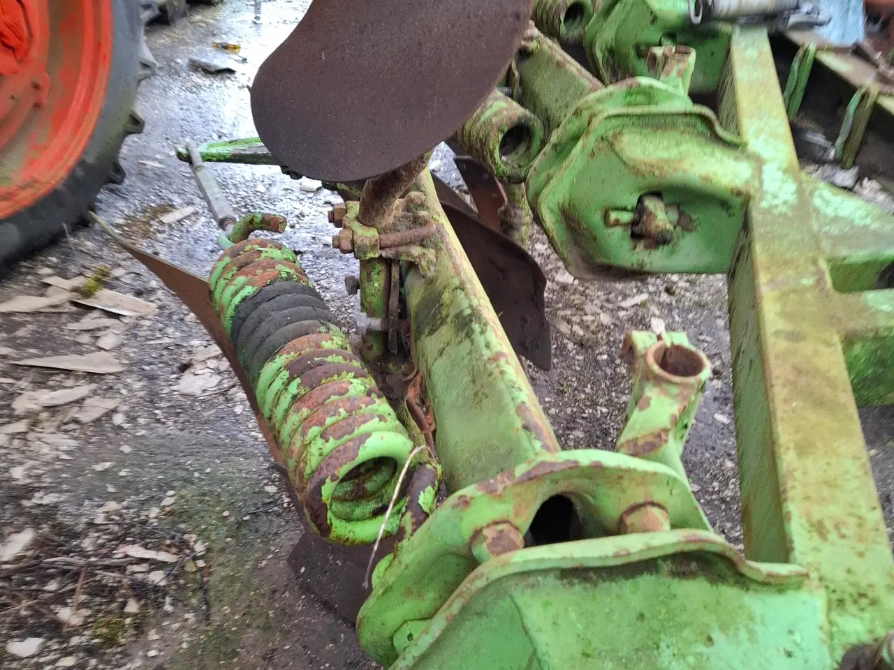 Billede 9 -  4 furet plov evt bytte, slagleklipper,ninigraver
