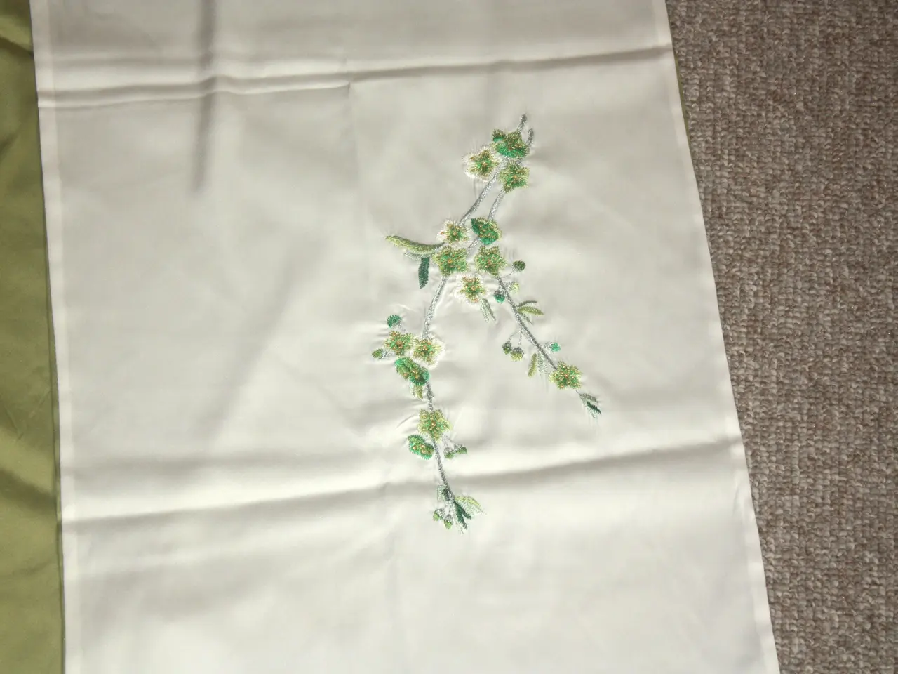 Billede 5 - Broderet Silke tørklæde 155 cm x 35 cm 