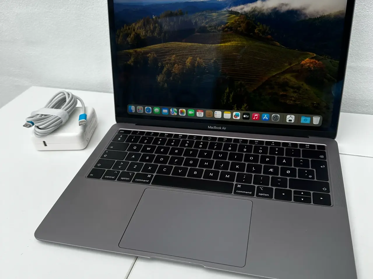 Billede 1 - MacBook Air 2020 13” Space Grey