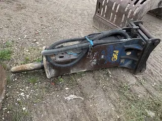 AKC AKB - For 15-30 ton gravemaskine / excavator