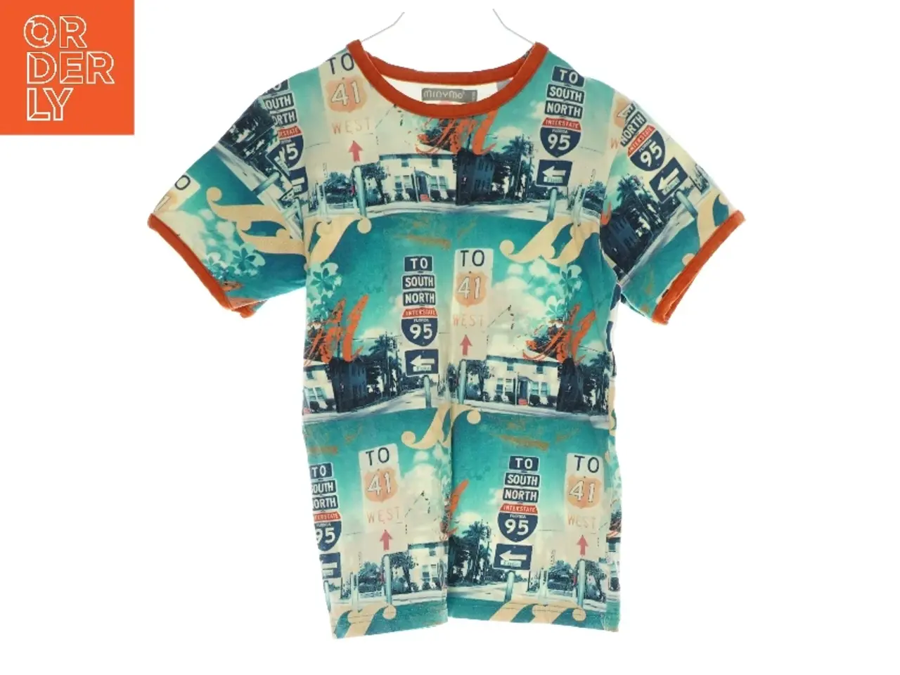Billede 1 - T shirt fra Minymo (str. 8 år)
