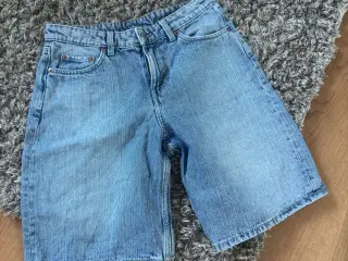 Weekday jorts