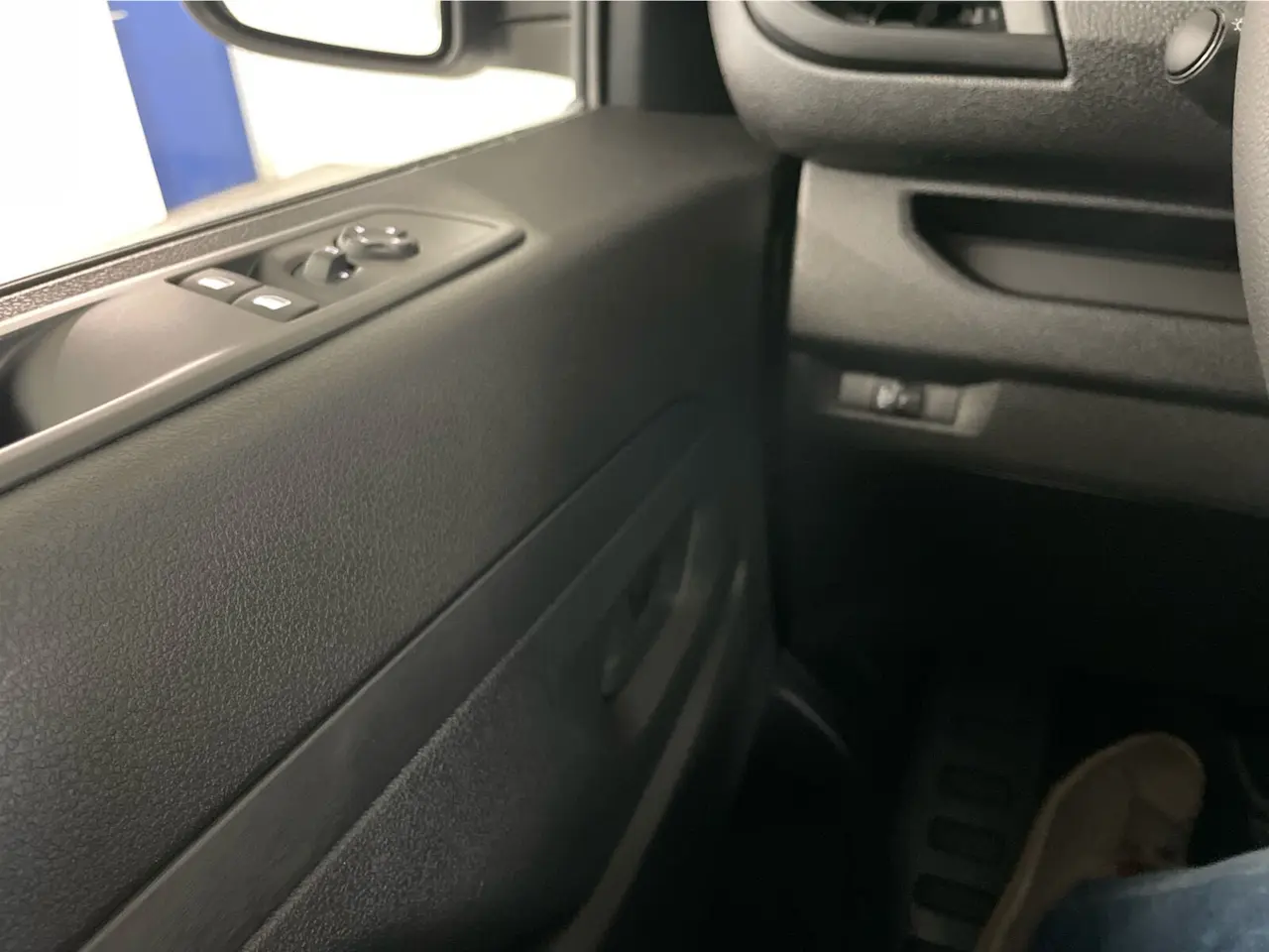 Billede 11 - Peugeot e-Expert 75 L2 Plus Van