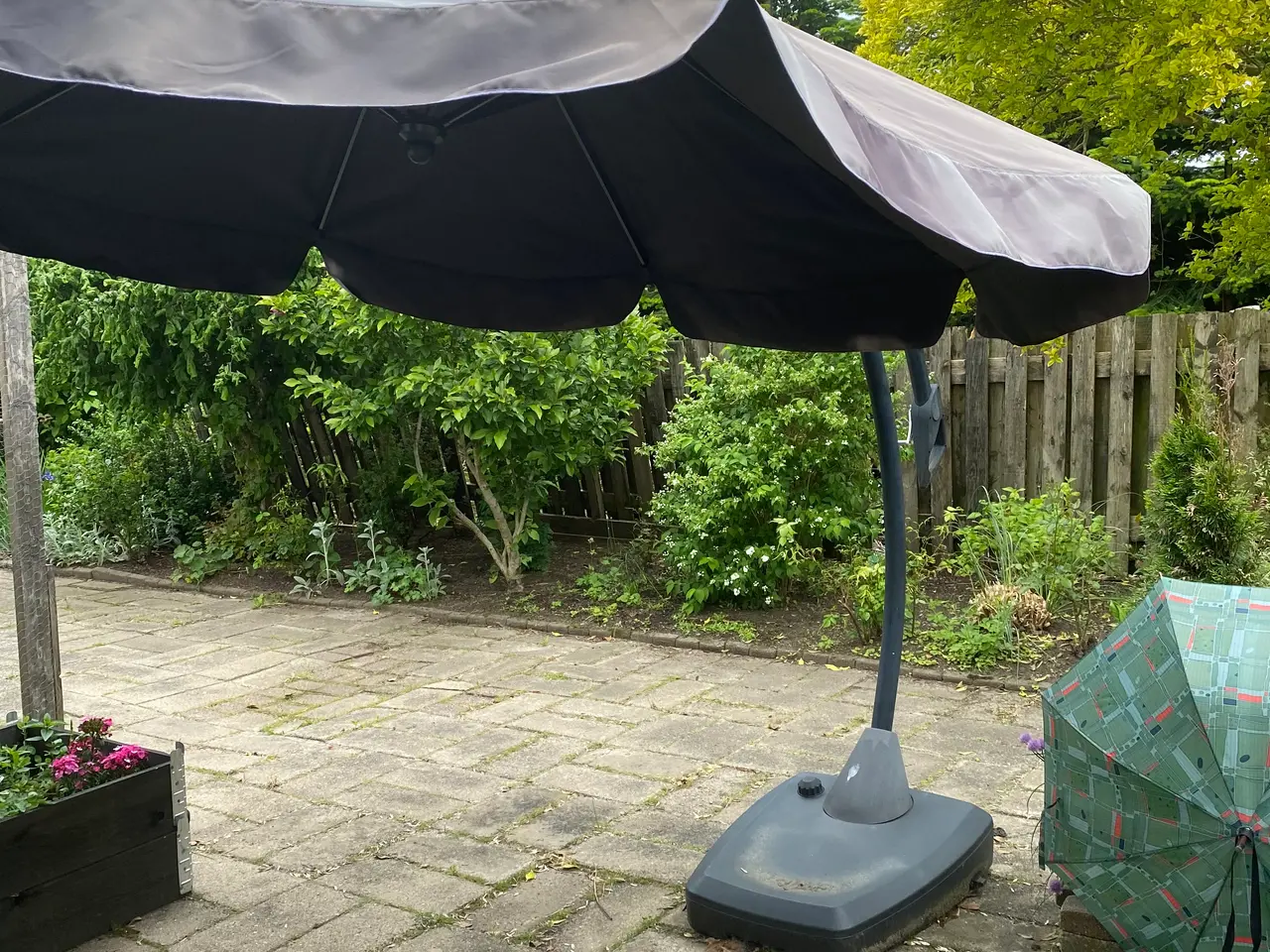 Billede 5 - Stor parasol 