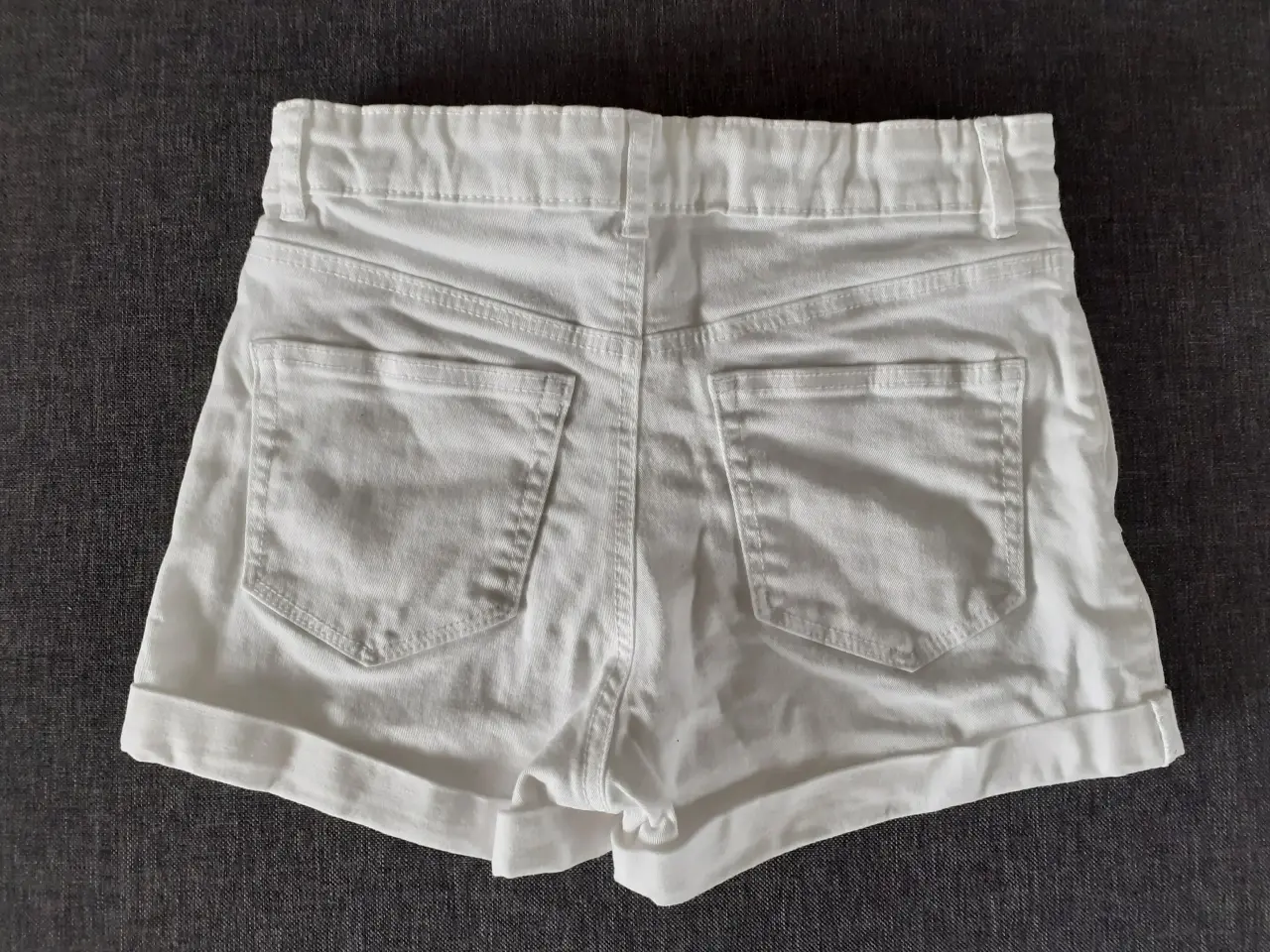 Billede 1 - Shorts str 146