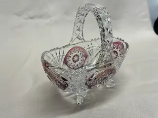 Bøhmisk glas skål med hank