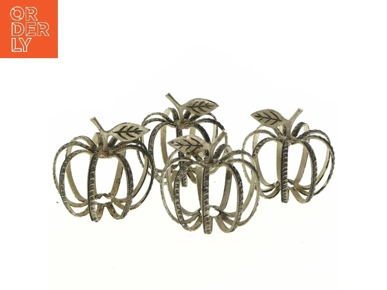 Billede 1 - Sæt med fire dekorative æbleformede figurer (str. Ø 8 cm)