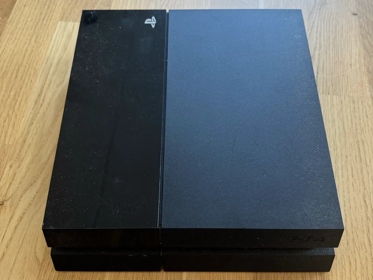 Billede 2 - PlayStation 4 med 2 originale controllere + 3 spil