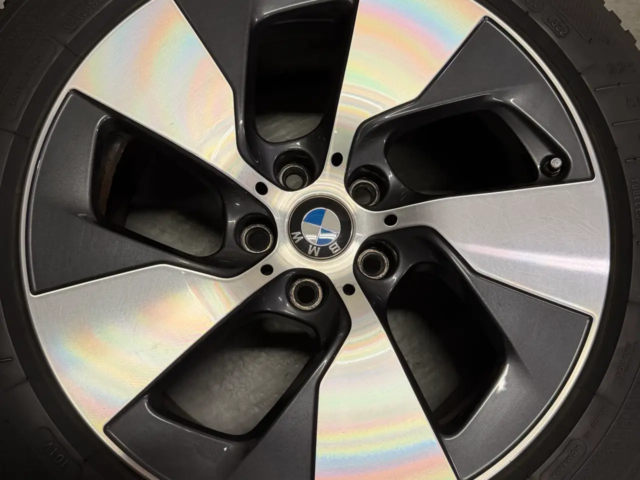 Billede 3 - Originale BMW 17” vinterhjul G30/G31 – Styling 618