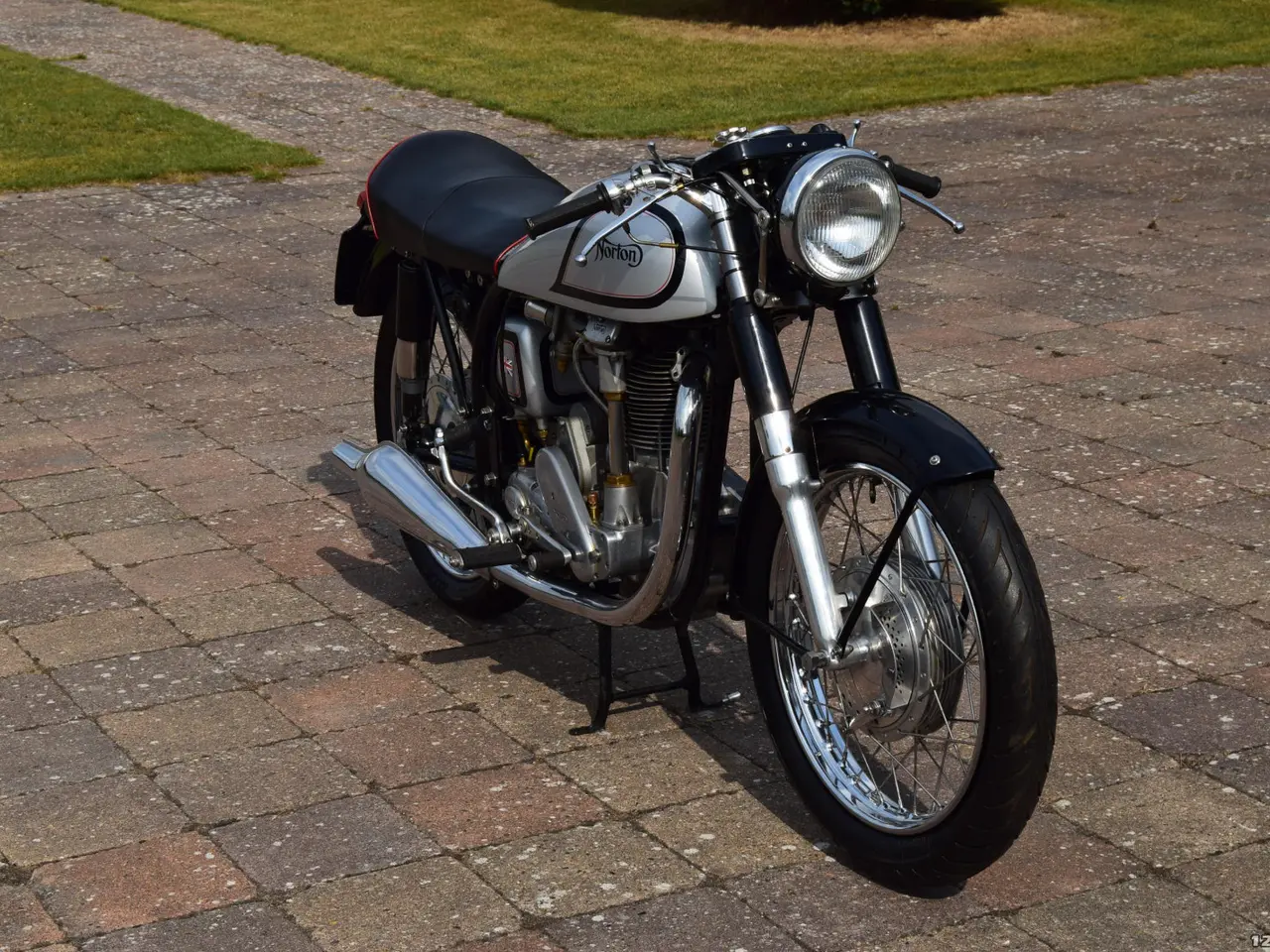 Billede 2 - Norton International Classic Bike