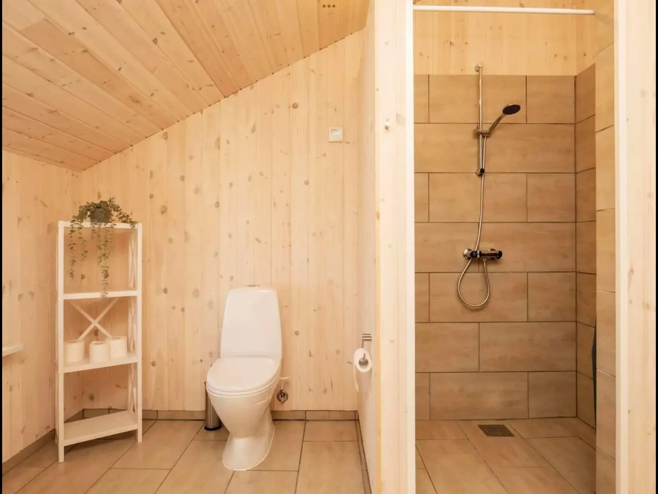 Billede 6 - INDHEGNET Sommerhus i Tranum