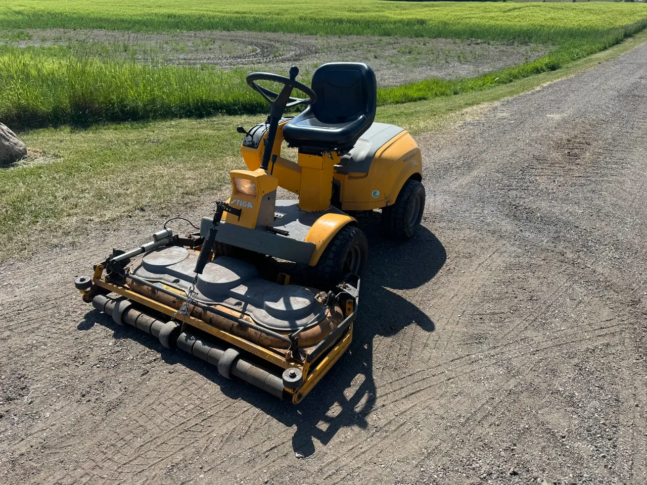 Billede 1 - Havetraktor. Stiga park royal