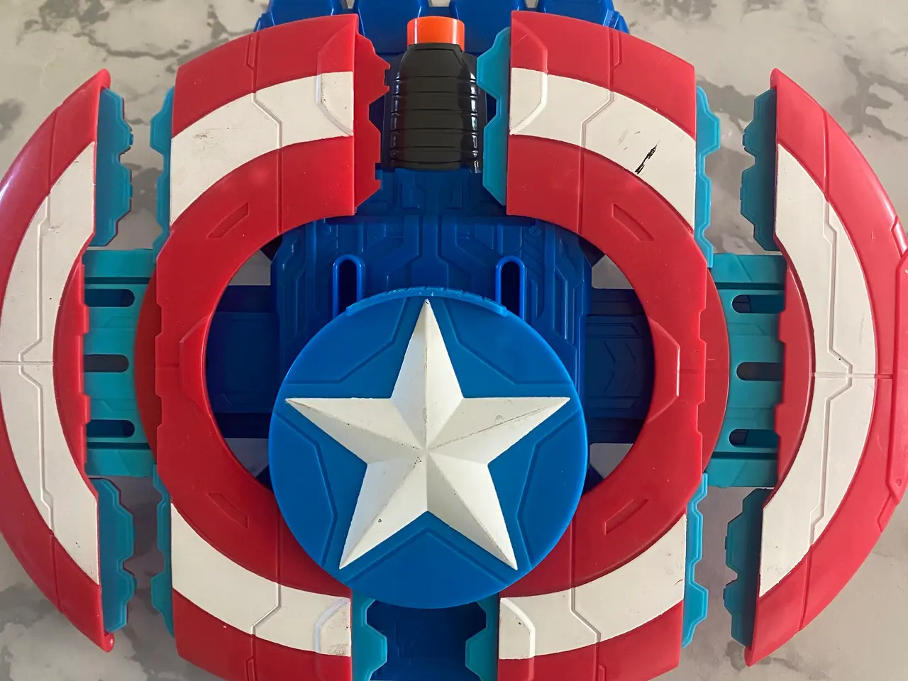 Billede 2 - Captain America skjold med indbygget skyder