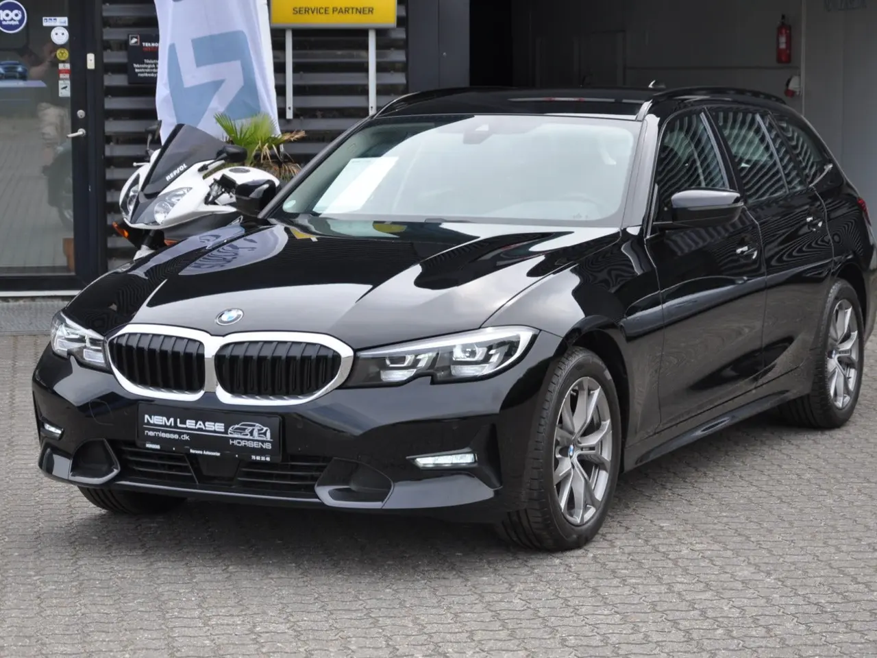 Billede 2 - BMW 320d 2,0 Touring Sport Line xDrive aut.