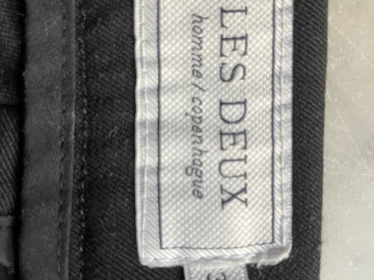 Billede 3 - Le Deux sort herrebuks med smalle ben