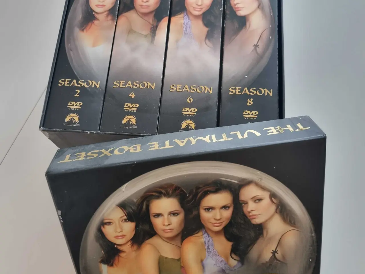 Billede 1 - Charmed dvd boks