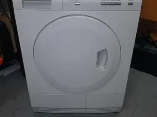 Aeg tørretumbler med 7kg tromle 