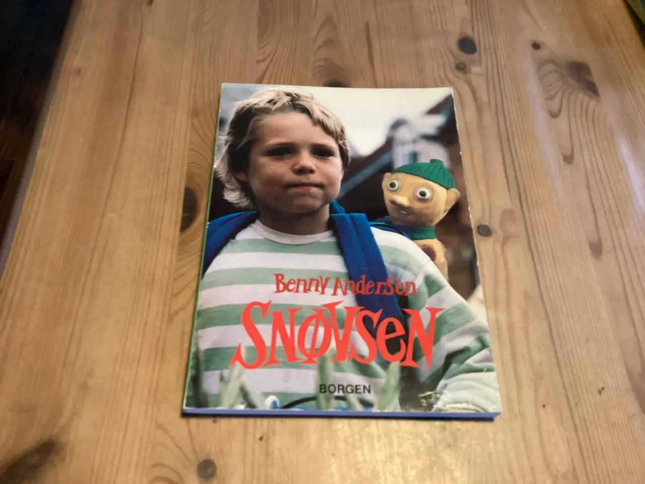 Billede 2 - Snøvsen, Bøger 