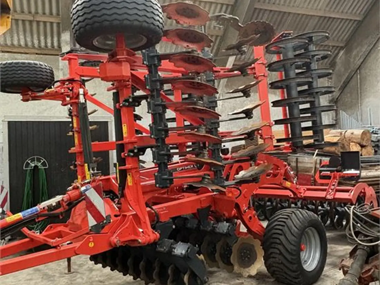 Billede 2 - Kuhn Optimer L6000 - Tallerkenharve - Only harvest 335 hektar