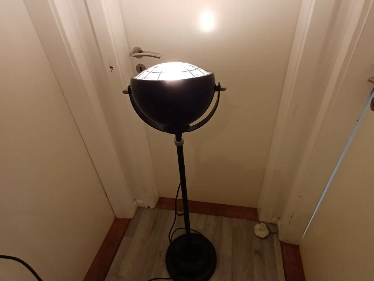 Billede 4 - Sort gulvlampe