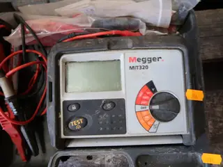 Isolations- og gennemgangstester MEGGER MIT320