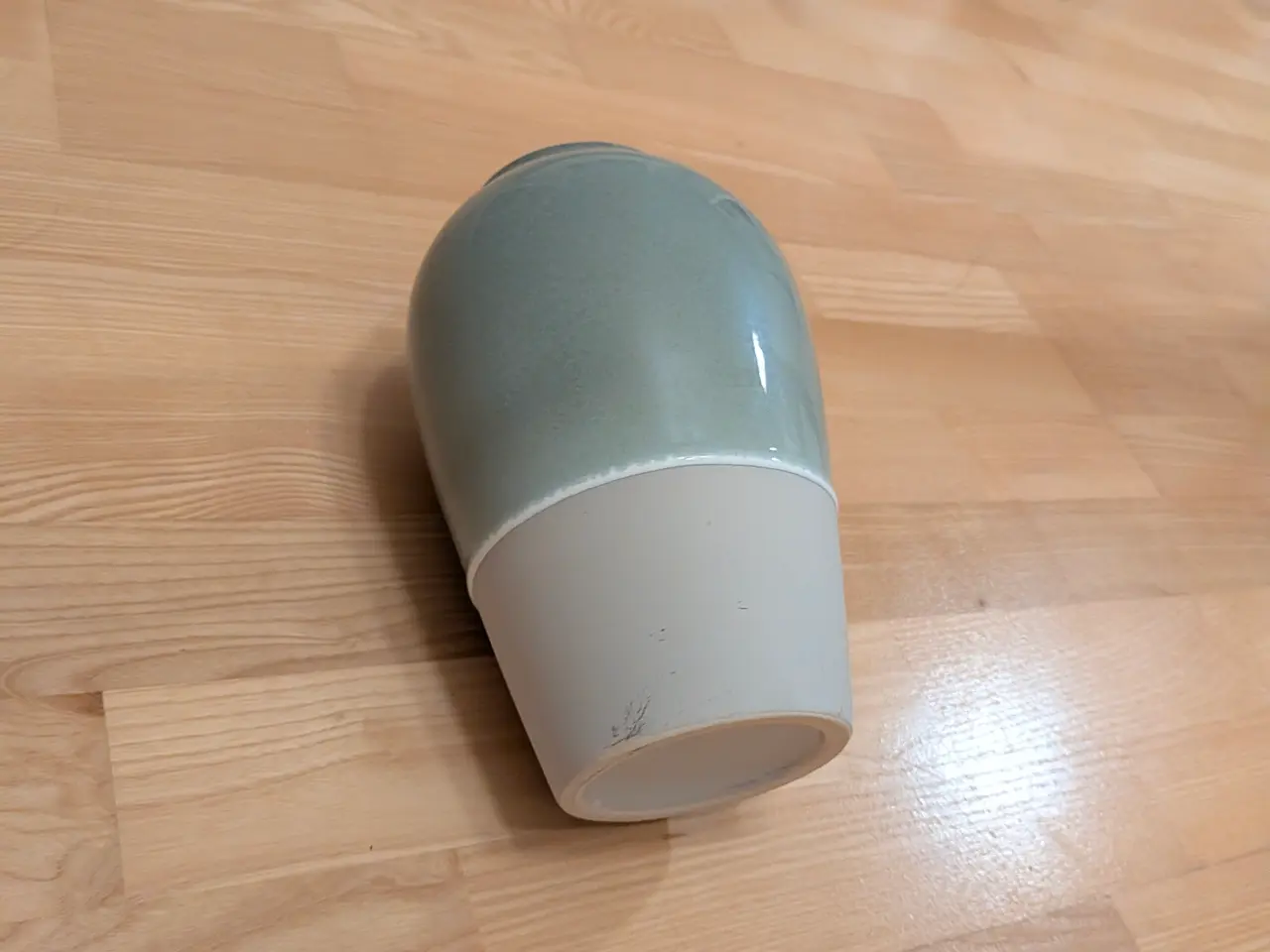Billede 5 - IKEA vase i grågrøn og beige – 24 cm