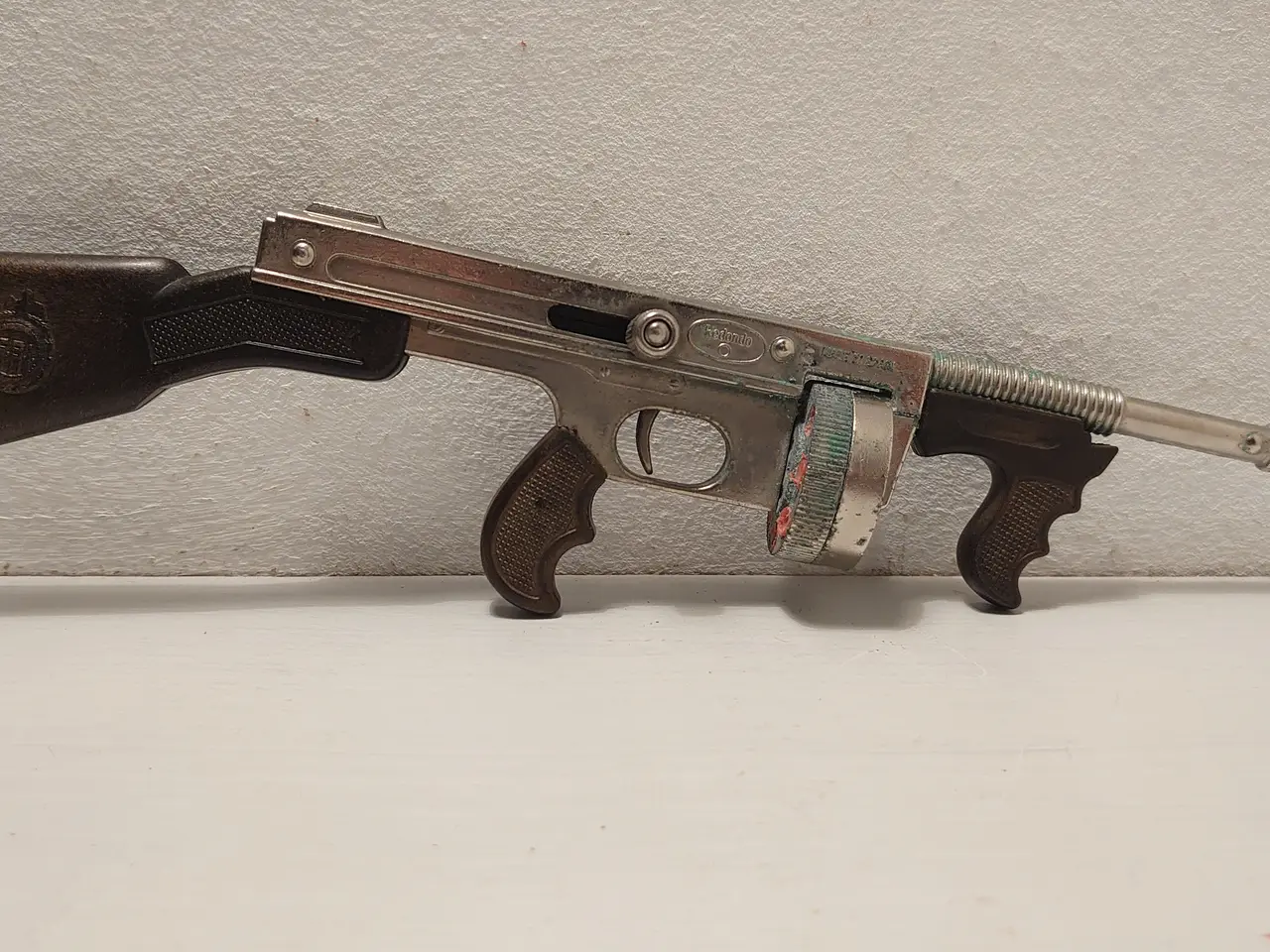 Billede 4 - Caliber 30 legetøjsgevær fra spanske Redondo.