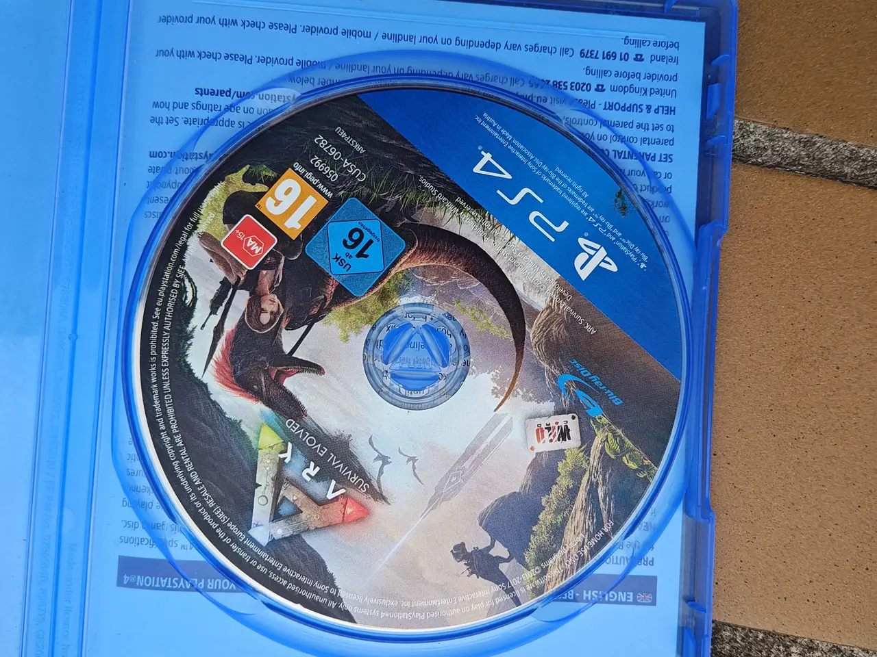 Billede 2 - Ark Survival Evolved PS4 Spil