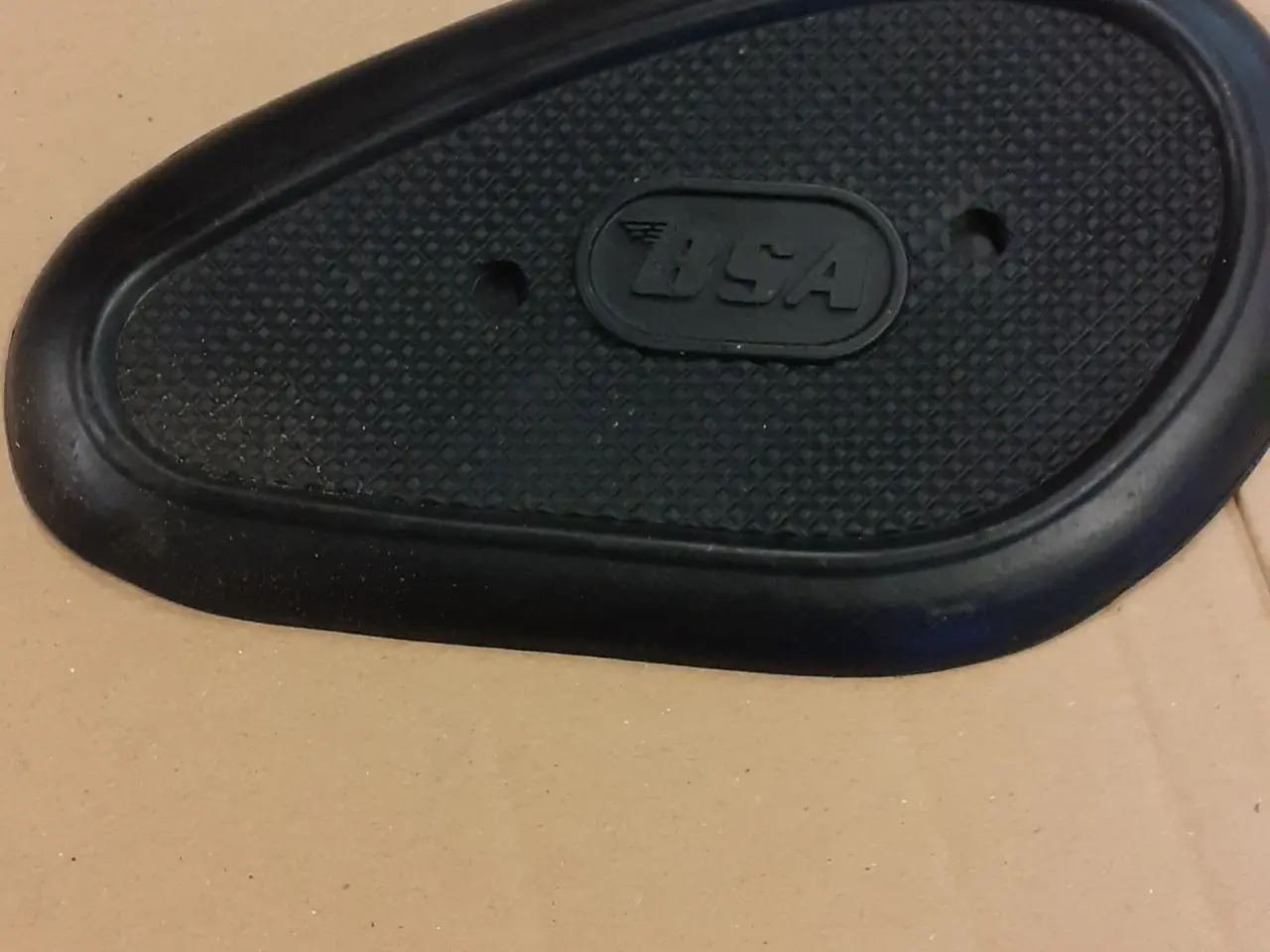 Billede 1 - BSA KNÆPUDE