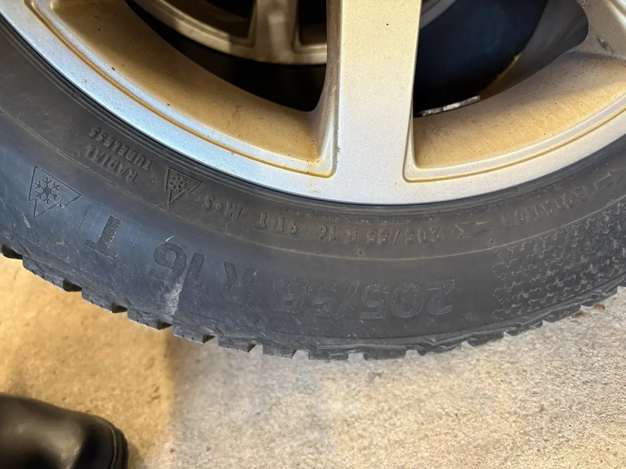 Billede 3 - Continental vinterdæk 16”