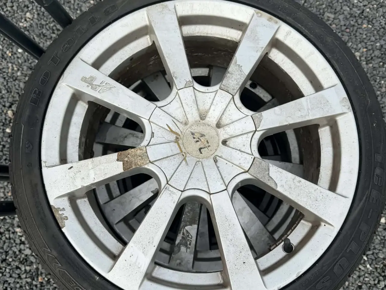 Billede 2 - 4 x 100 Renault Clio alufælge med vinterdæk