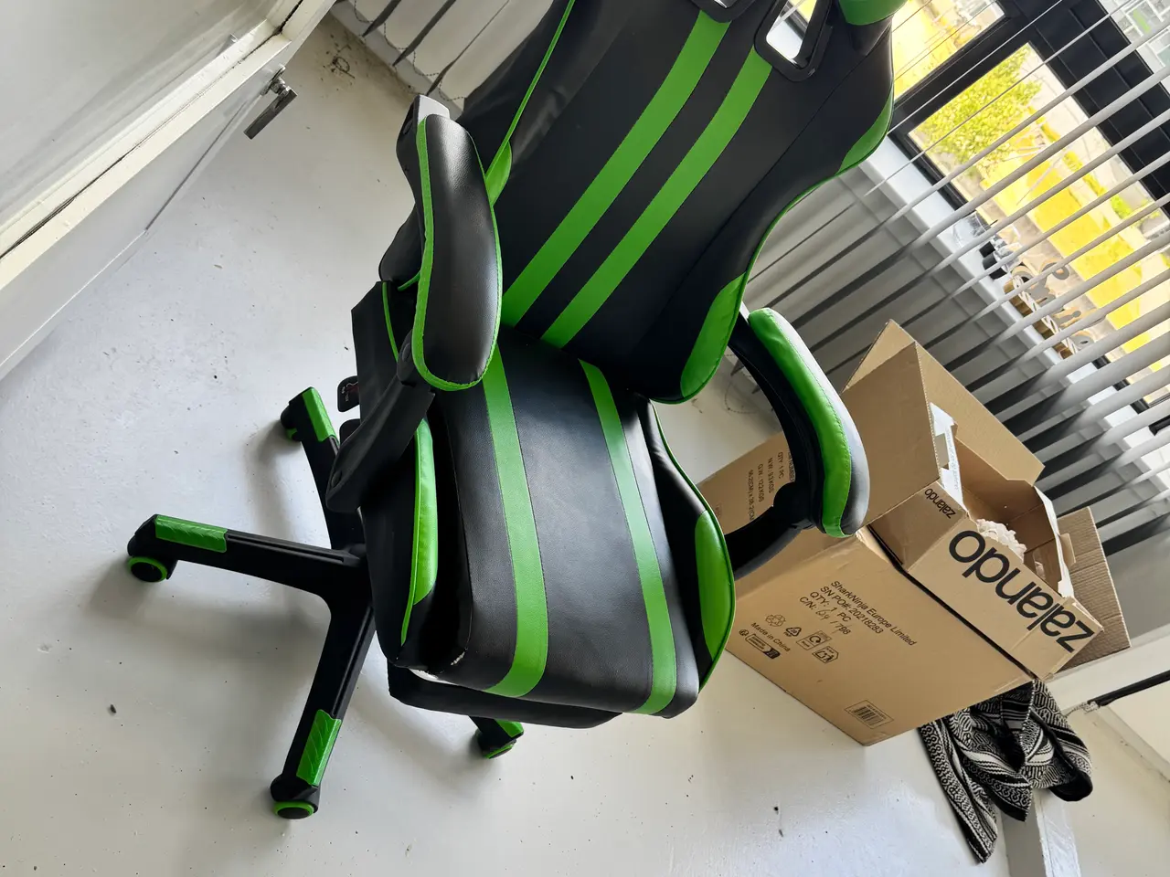 Billede 3 - Kontor bord+stole