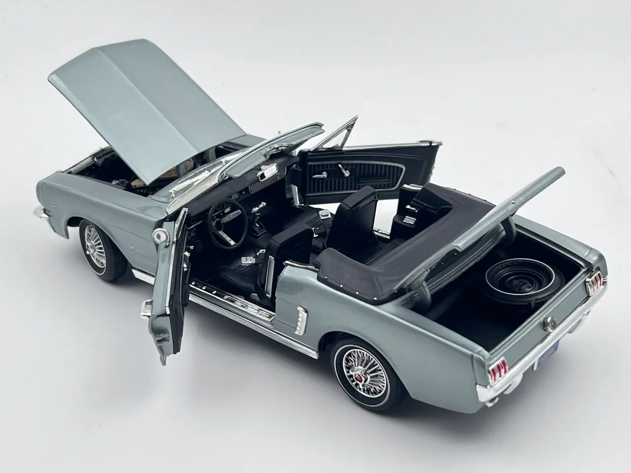 Billede 5 - 1964 Ford Mustang Convertible 1:18 1964½ model