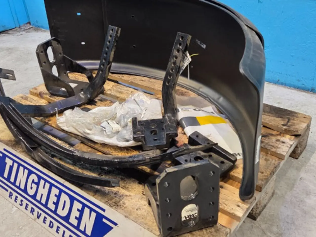 Billede 11 - New Holland TS100 Hjulskærm Kit 710860034
