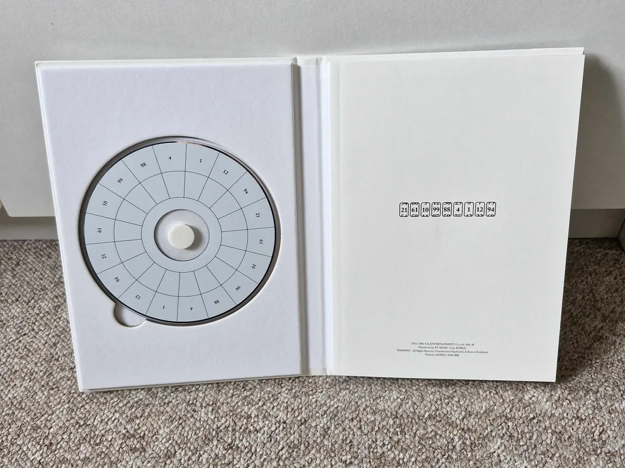 Billede 3 - EXO - LOTTO (Korean Version), Fotokort