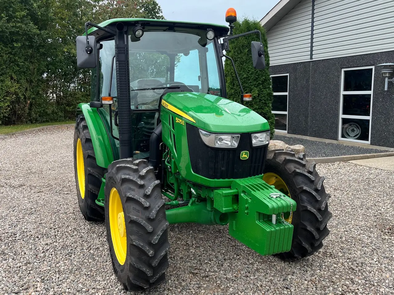 Billede 18 - John Deere 5075E Med aircondition og vendegear
