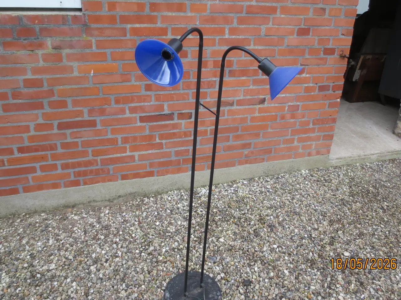 Billede 2 - 1 stk Retro Standerlampe med blå glasskærme