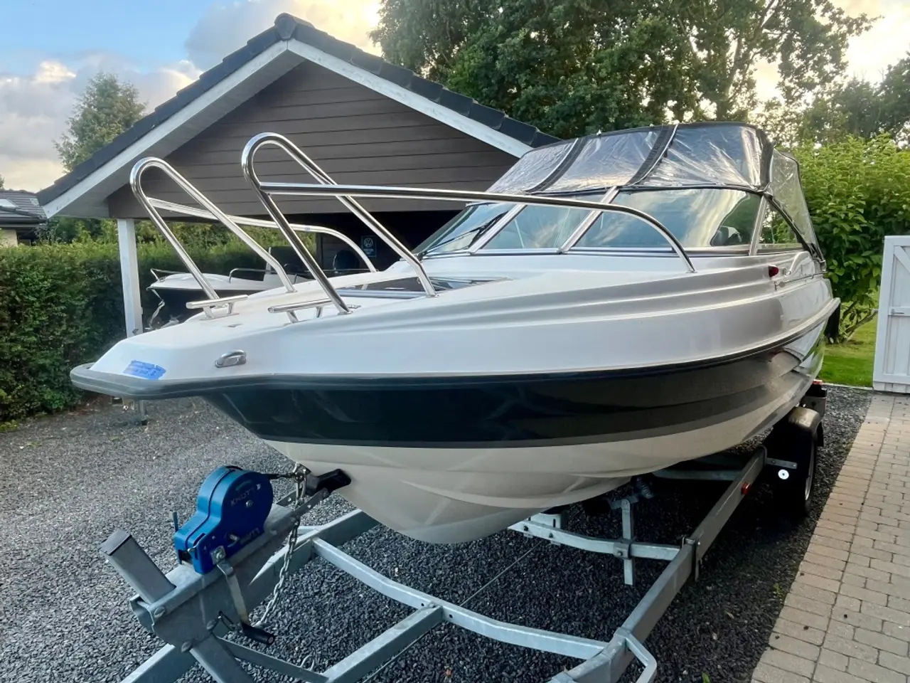 Billede 2 - Uttern D55