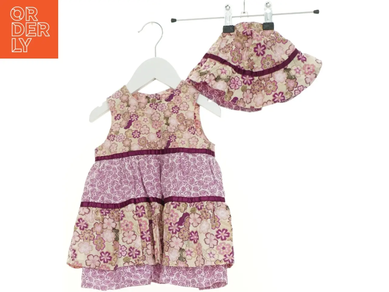 Billede 1 - Kjole med bøllehat (2 stk.) fra H&M (str. 74 cm)