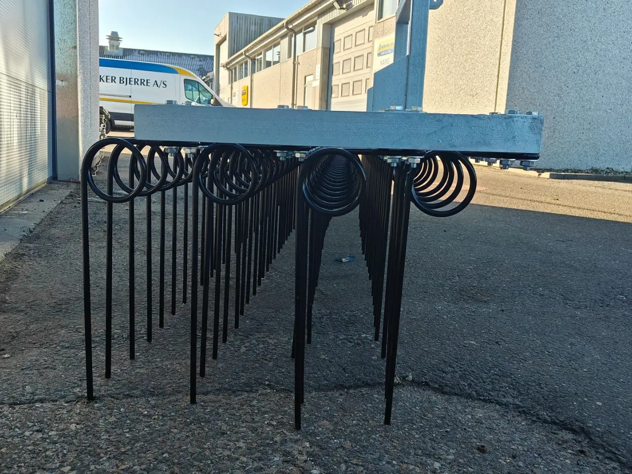 Billede 5 - Anker Bjerre Riven 4-Rækket, 350cm, 3-punkt ophæng Meget effektiv!