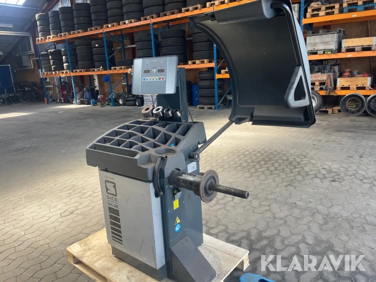 Billede 1 - Hjulafbalanceringsmaskine Flexone Sice S63E